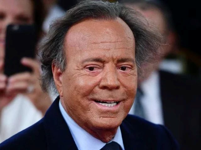 julio-iglesias-was-born-in-1943-and-his-younger-sister-ruth-v0-w8oal132c5pf13