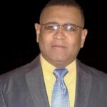 OPINION: Nos conviene votar por Adriano Espaillat