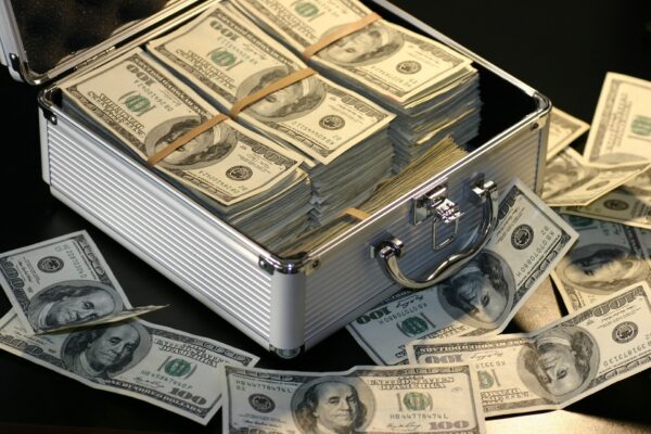El peso mexicano cae a su peor nivel frente al dólar desde agosto de 2025