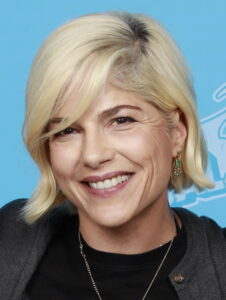 Selma Blair, detenida en Nueva York tras un incidente en pleno vuelo: se declara no culpable