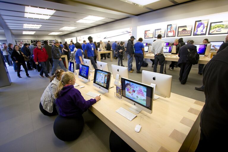 iPhone Duo: Apple confirma unidades «limitadas» en tiendas para el lanzamiento del viernes