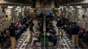 Human Rights Watch denuncia que EE. UU. deportó a más de 500 personas a países africanos sin vínculos