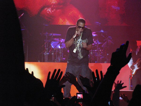 Video: Blue Ivy acompaña a Jay-Z al piano en California y el momento se vuelve viral