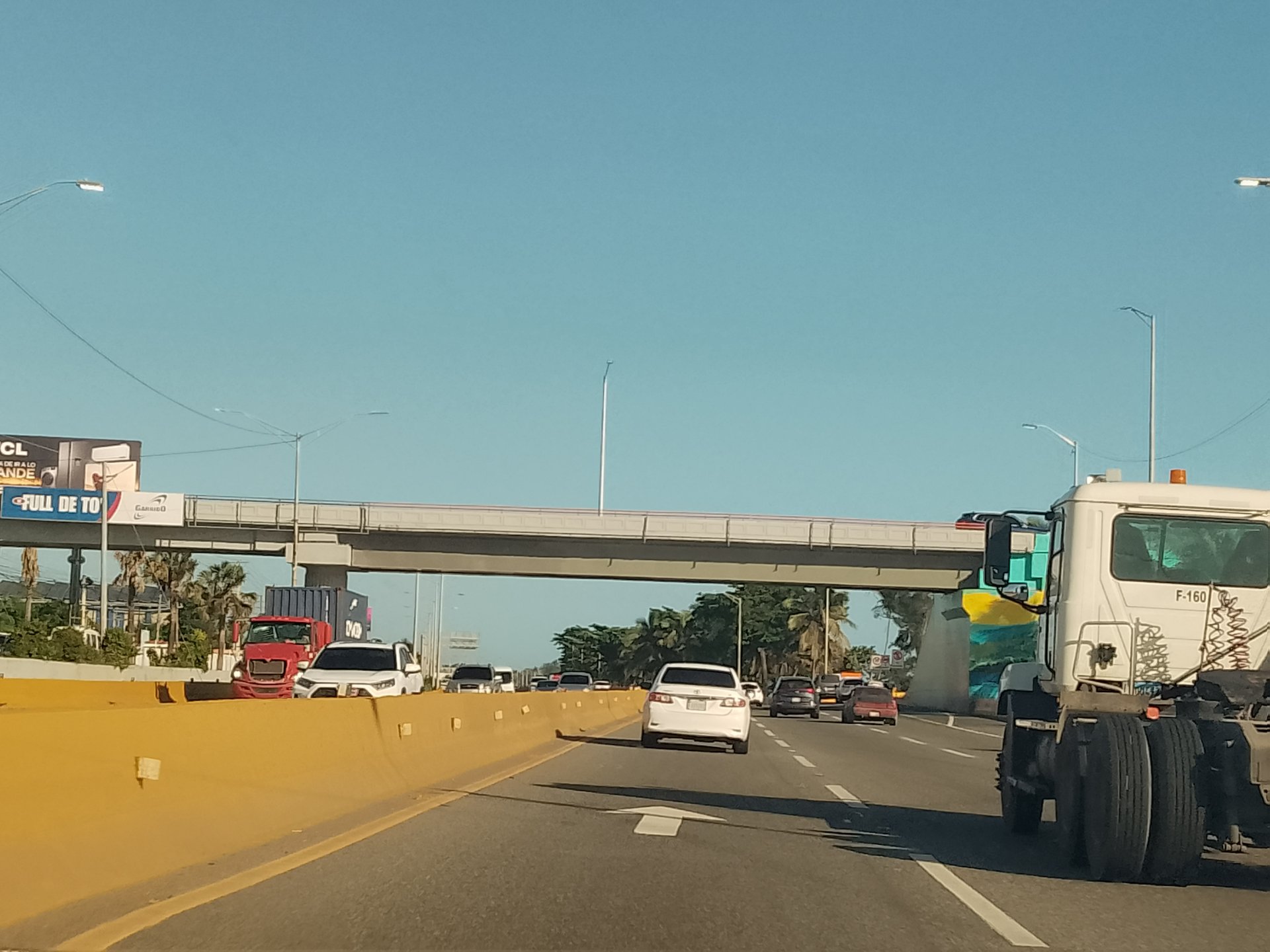 cinco-personas-mueren-en-un-accidente-de-transito-en-la-circunvalacion-de-santo-domingo