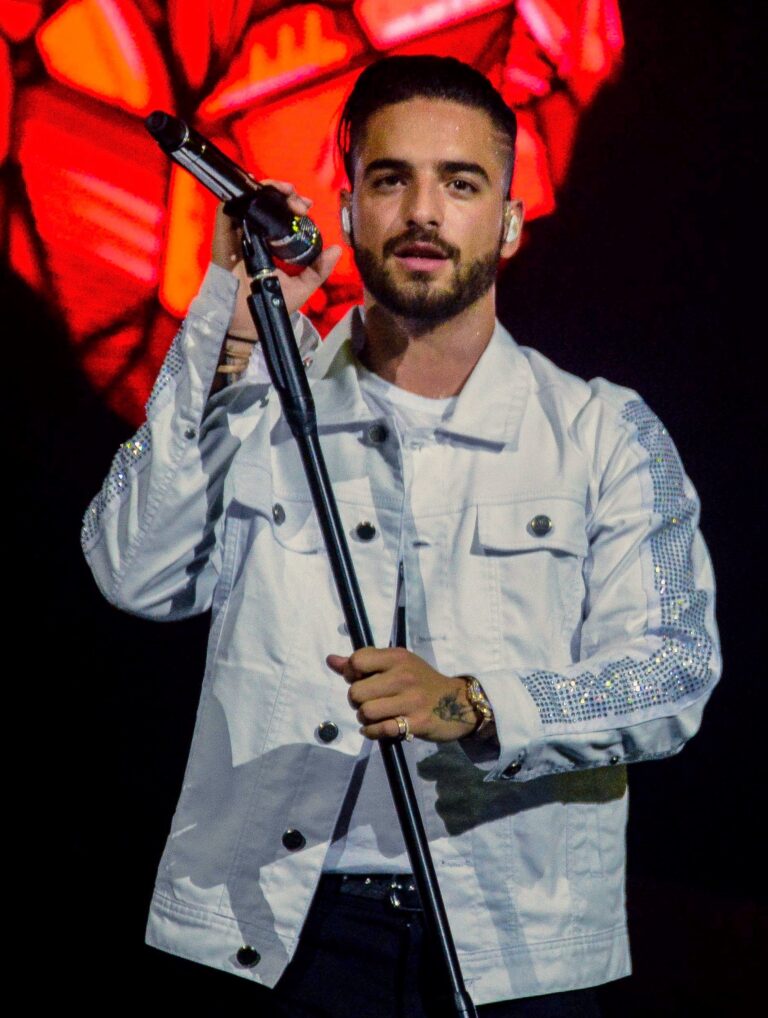 Maluma confiesa que sufrió ansiedad y un desorden alimenticio por la presión sobre su imagen